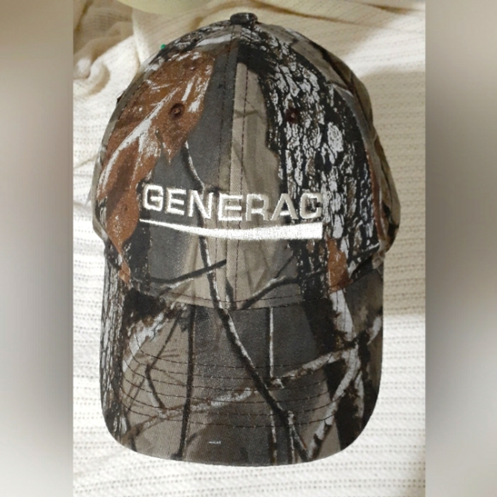 NWT Adjustable Realtree Generac Camo Baseball Cap